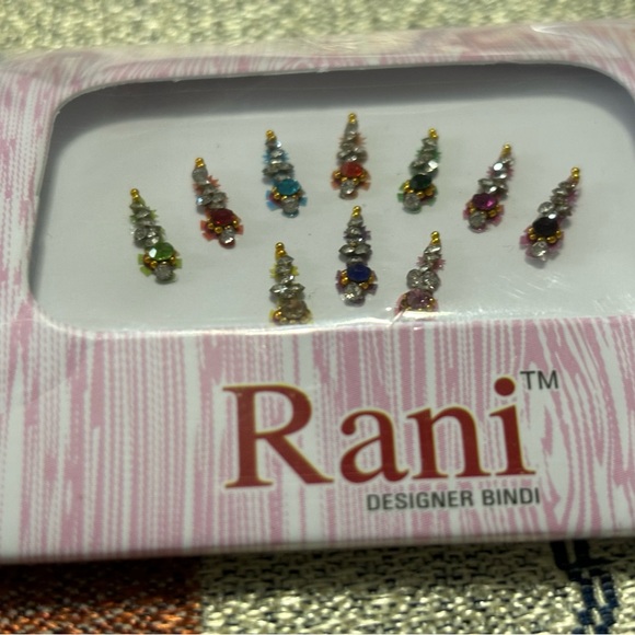 10 Multicolored Bindis, Forehead Gems, Body Jewels - Picture 8 of 9